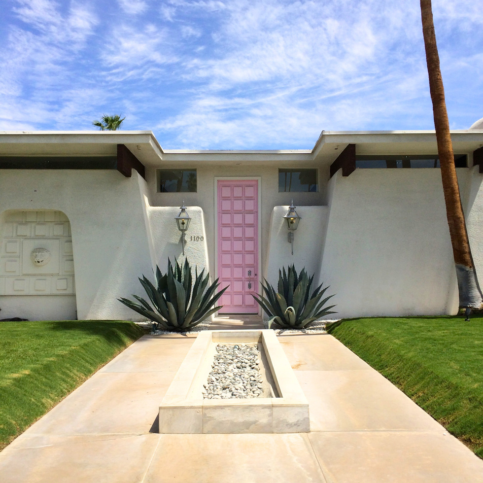 Close-up on That Pink Door, aka Villa Sierra, in Palm Springs.