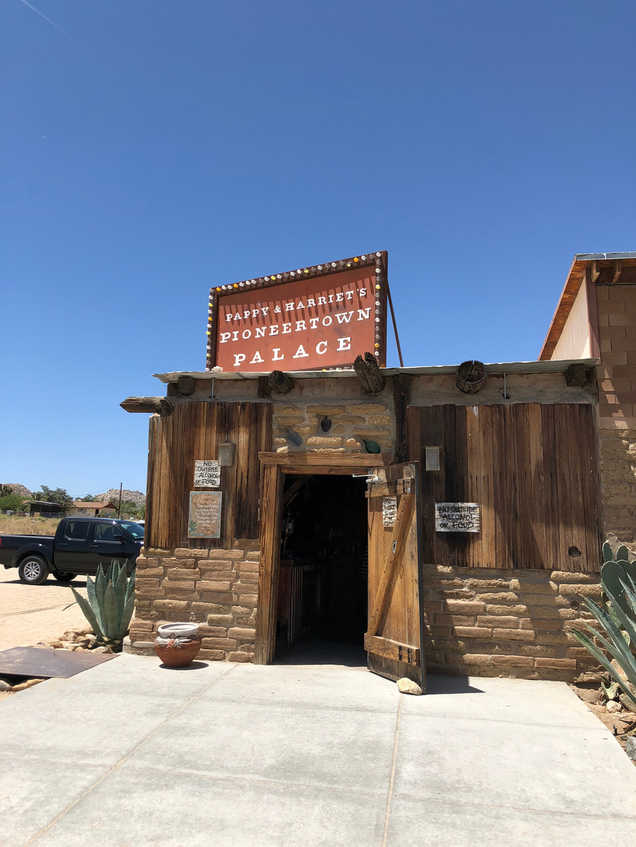 The exterior and entrance of Pappy + Harriet's Pioneertown Palace restaurant in Pioneertown.